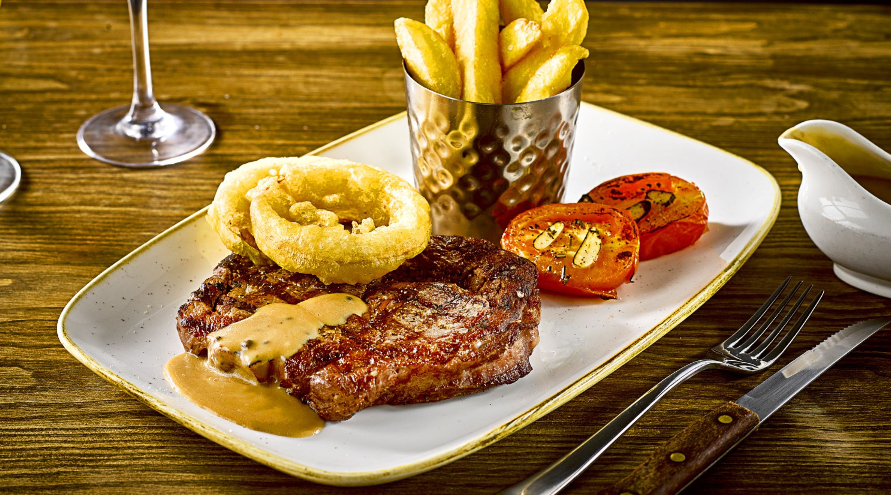 The Gwesty Links Home Cooked Pub Food In Llandudno Conwy the-gwesty-links-home-cooked-pub-food-in-llandudno-conwy